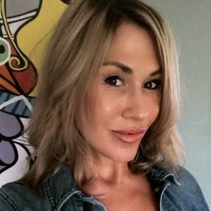 Meet your Posher, Alicia